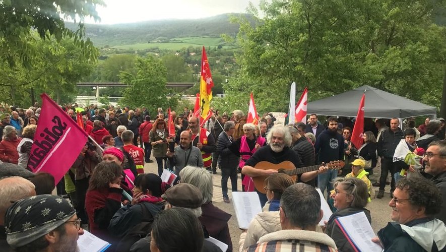 Les syndicats attendent du monde, comme lors des manifestations du 1er mai, à Millau.