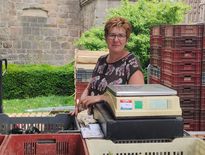 Aubergines, courgettes ou haricots, Sandrine ne manque pas de produits à vous proposer.