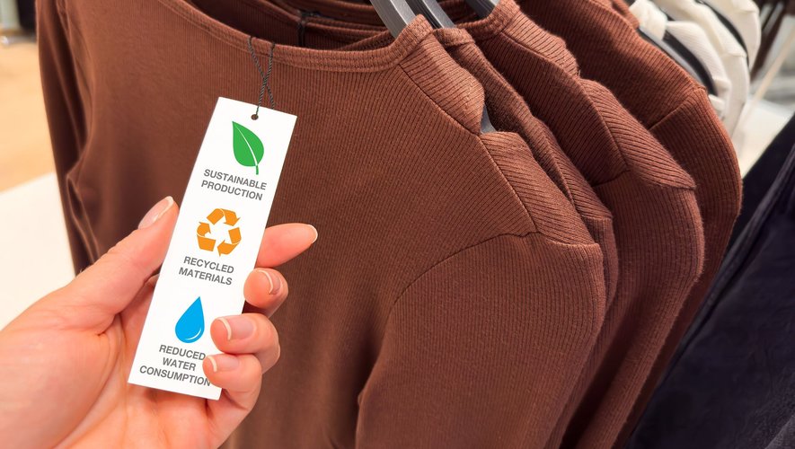 Les étiquettes de vos vêtements, ou futurs vêtements, offrent désormais une ribambelle d'informations pour faire des choix plus éclairés.