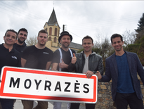 "Le concours du plus long fil d’aligot va être l’attraction du week-end", annonce Yvan Vergnes (à gauche), garagiste à Moyrazès, d’où est partie l'idée. Ici avec Léo Chauchard d’Un Goût d’Aubrac, Mathieu Salles de la Carriole et les deux Yves du groupe La Déryves.