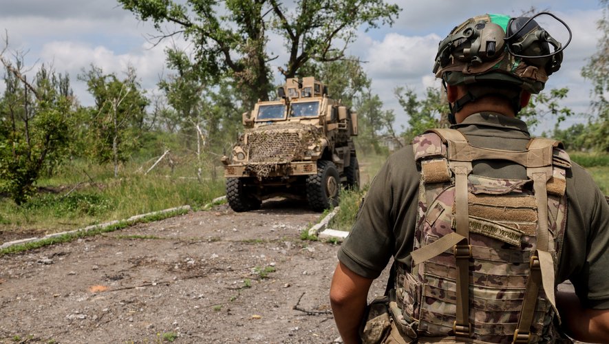 Au cours de deux semaines d'offensive, les troupes ukrainiennes auraient repris huit villages à l'armée russe.