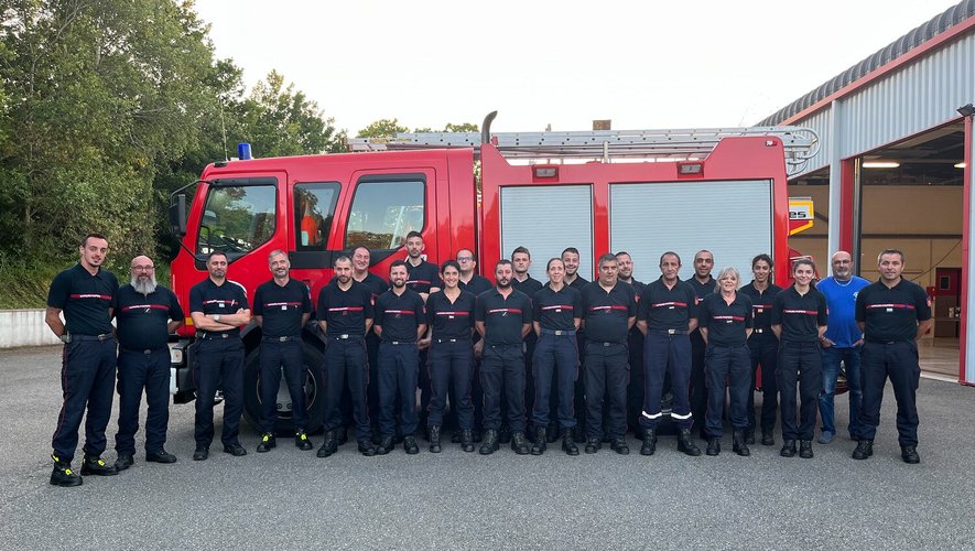 Les sapeurs pompiers de Rieupeyroux.