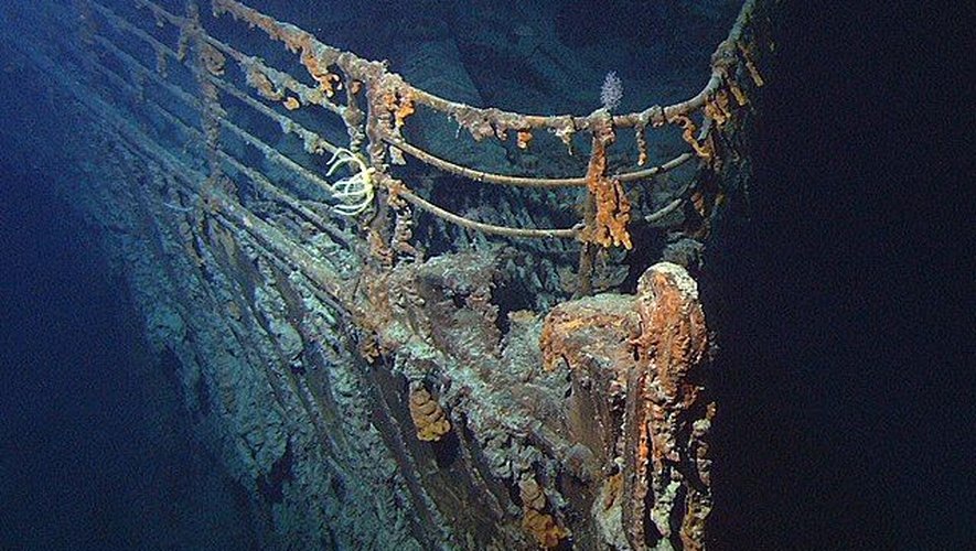 Le sous-marin "Titan" permettant d'emmener des touristes explorer l'épave du Titanic (photo) au fond de l'Atlantique était toujours porté disparu mardi 20 juin en dépit des opérations de recherche menées par des navires et des avions américains et canadiens.