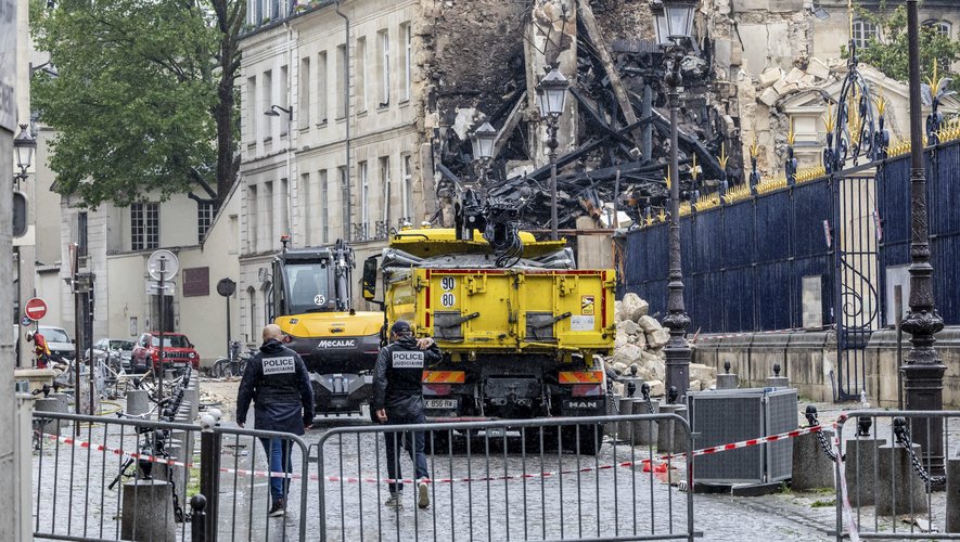 50 blessés sont à déplorer, dont 6 en urgence absolue après l'explosion d'un immeuble à Paris.