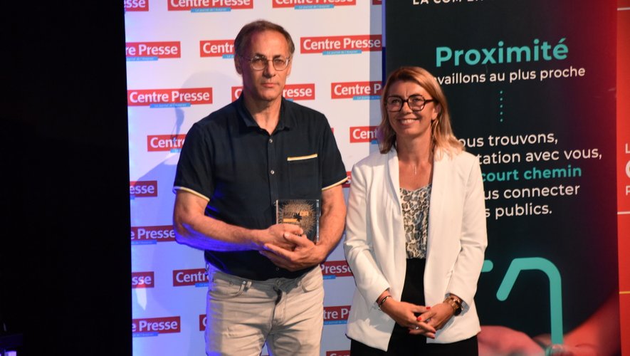 Marbrerie Couderc, lauréat de la catégorie innovation. Son prix a été remis par Karine Lours.