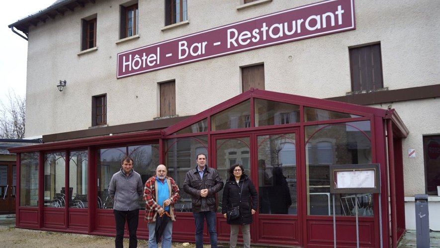 Depuis mars 2019, les élus locaux tentent de faire revivre "au moins" la licence IV de l'hôtel Bouloc.