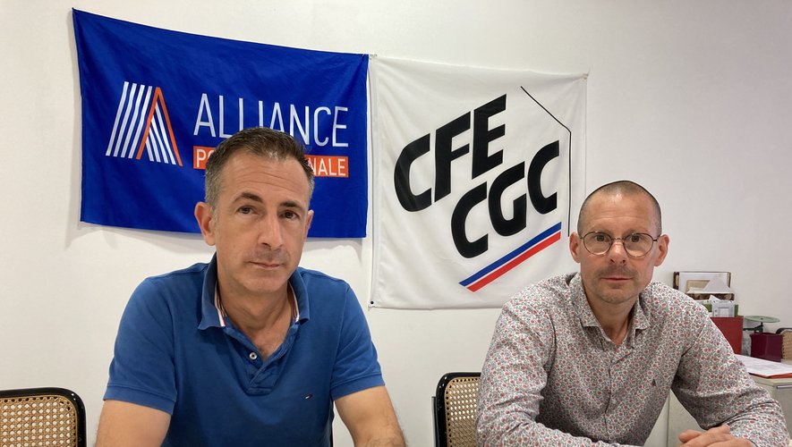 David Leyraud (à gauche), secrétaire pour la zone sud du syndicat Alliance Police nationale et  Aurélien Charles (à droite), délégué départemental du syndicat CFE-CGC.