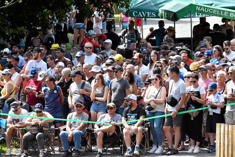 Les spectateurs toujours aussi nombreux sur la spéciale de Moyrazès.