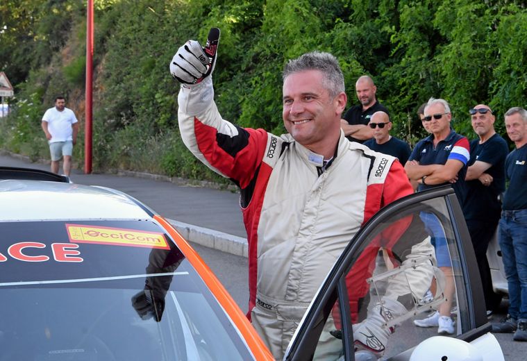 La joie à l'arrivée du 49e rallye du Rouergue.
