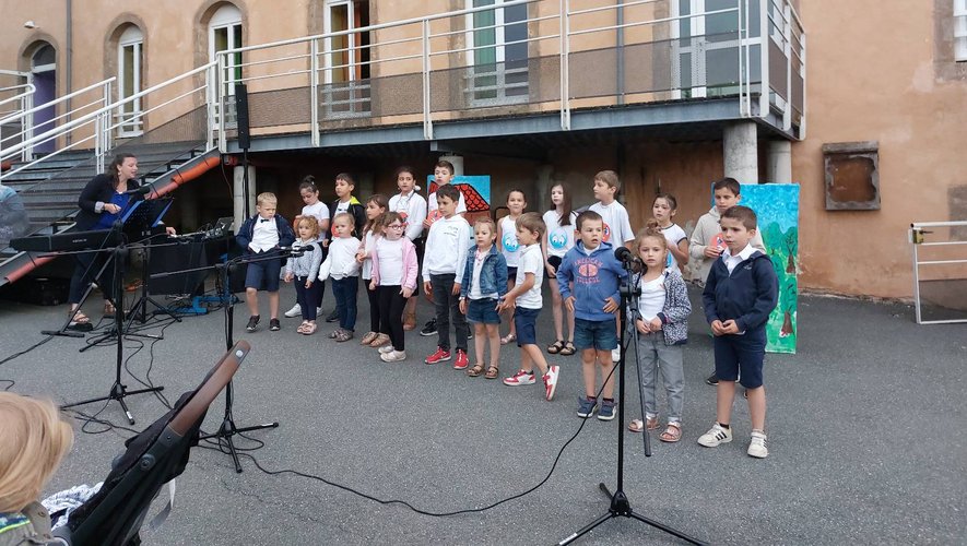 Lors du spectacle de fin d’année.