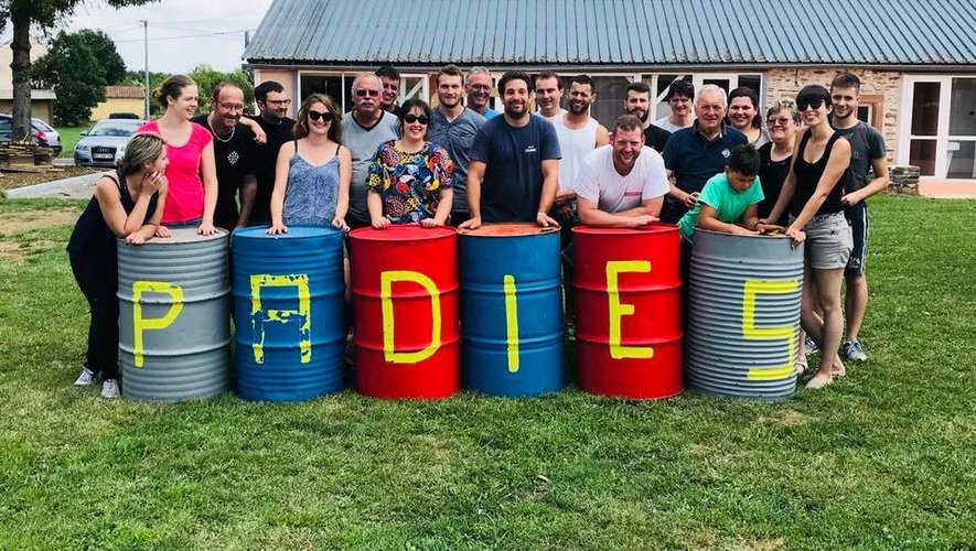 Une bonne équipe qui fait vivre le petit village de Padiès près de Saint-Jean-Delnous.