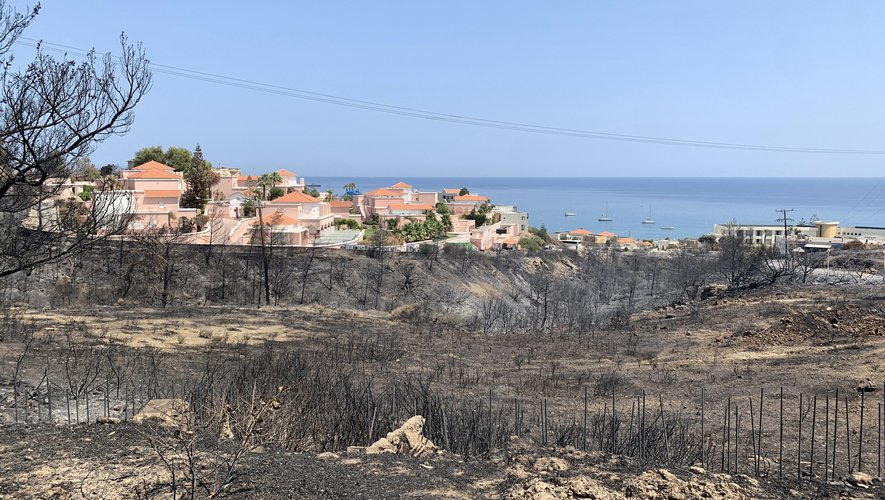 L'île de Rhodes meurtrie par les incendies.
