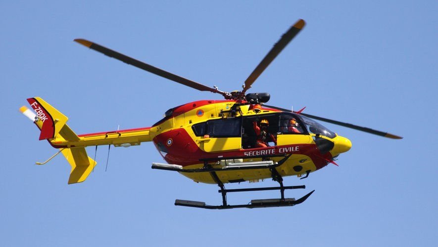 Le Dragon 48 a été déployé pour transporter la victime vers l'hôpital de Rodez.