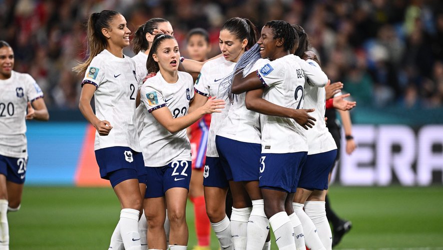 Mission accomplie pour la France, qualifiée pour les huitièmes de finale de la Coupe du monde féminine.