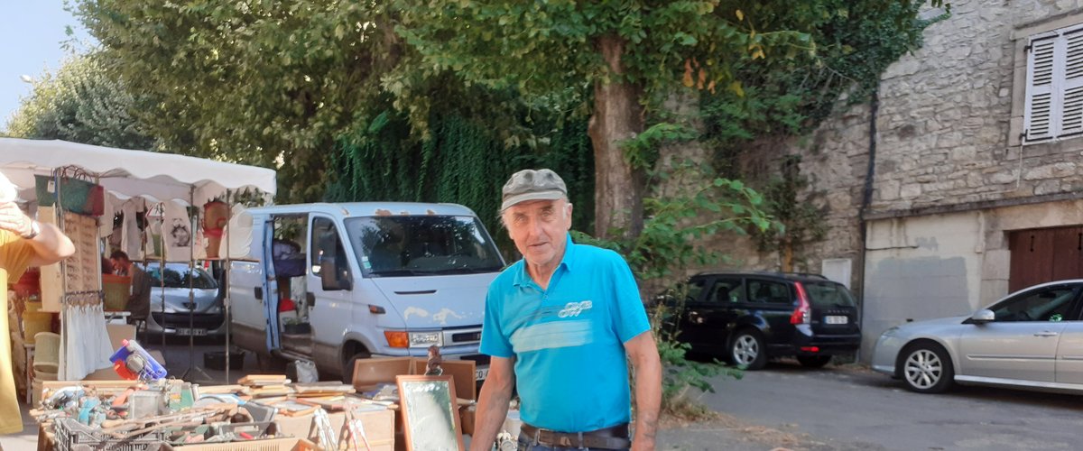 Villefranche-de-Rouergue. Cadène bric-à-brac : du bel outillage pour du bon ouvrage