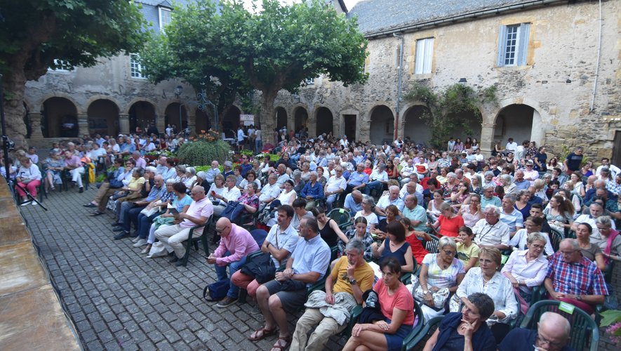 Le public au concert de clôture du festival musique en vallée d’Olt