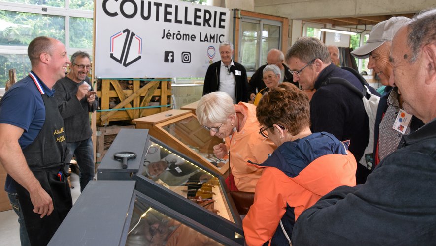 Meilleur ouvrier de France, Jérôme Lamic a ouvert l'atelier de sa coutellerie avec la présentation, notamment, de sa dernière création, le couteau... Le Nayrac.