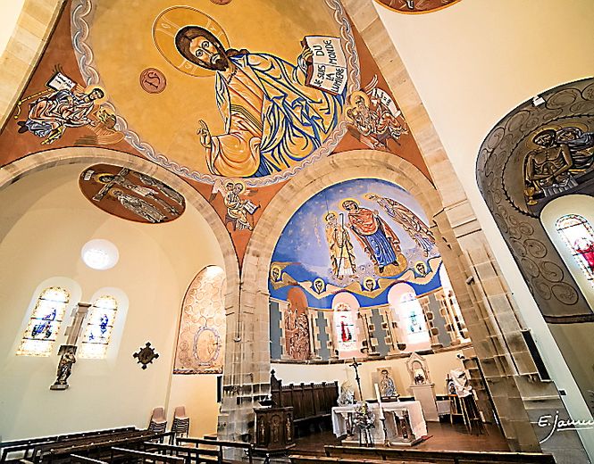 L'église Saint-Martial à Lagarde et ses fresques.