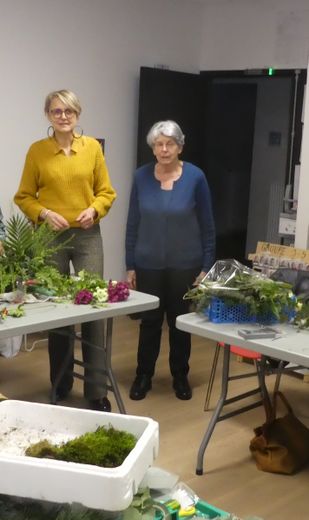 Laurence Lacombe et Danielle Jeanjean, responsable de l’atelier d’art floral.