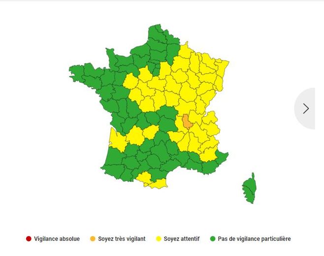 42 départements de France en vigilance jaune et orange, ce samedi 12 août.