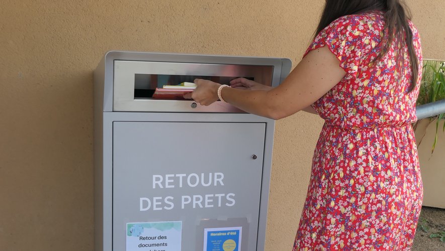 La boîte de retours située derrière la médiathèque, face à l’école Jean Boudou.