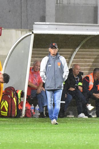 Didier Santini, entraîneur de Rodez, lors du match entre les siens et Valenciennes, samedi 26 août à Paul-Lignon.