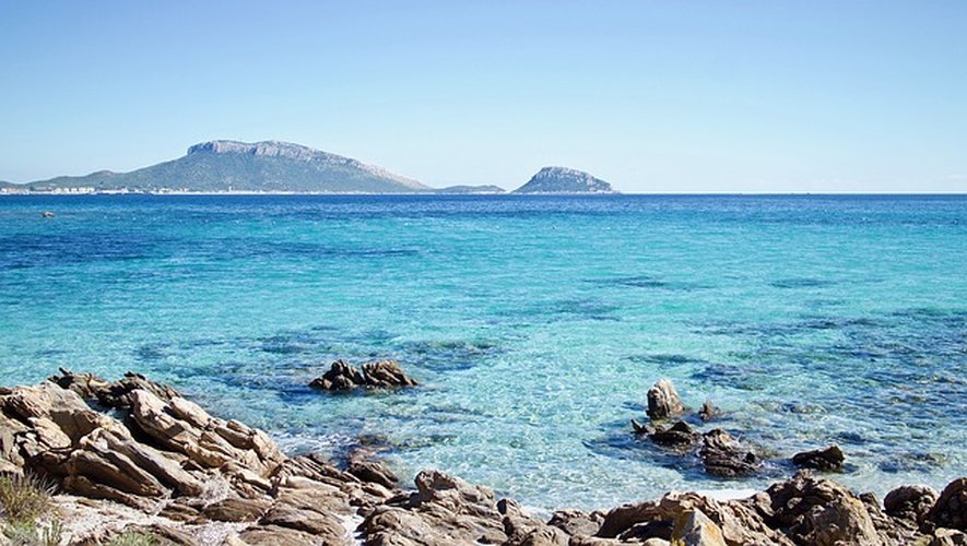 Prélever du sable ou des galets sur les plages de Sardaigne est interdit.