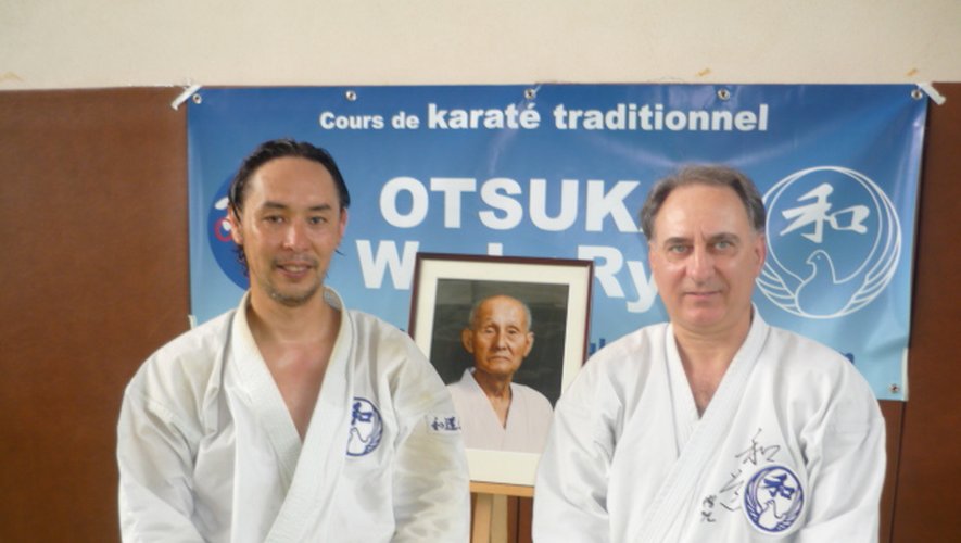 Jean-Pierre Kolimaga avec Otsuka Kazutaka.