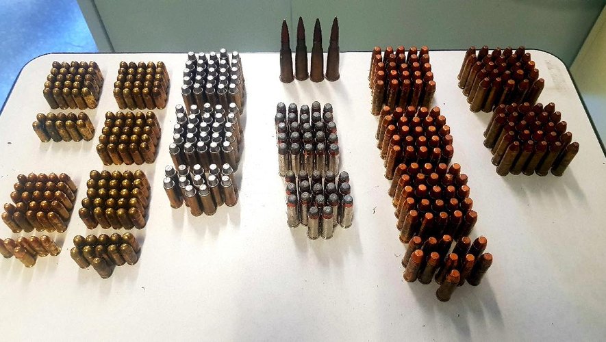 Des munitions, certaines rouillées, de différents calibres ont été ramassés par les gendarmes.