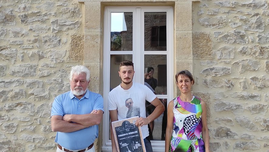 Amarian Chatelain entouré d’Yves Bioulac, maire, et de Corinne Augade, présidente de "l’Elan de Saint Sat".