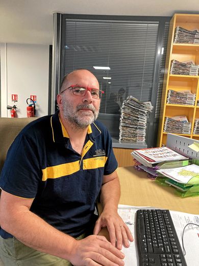 Paulo Dos Santos est nommé rédacteur en chef adjoint.