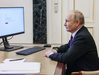 Le parti du président Vladimir Poutine a été déclaré victorieux aux élections organisées dans des territoires annexés, en Ukraine.