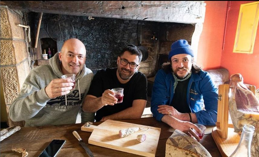 A la ferme de Mayrinhac, avec un producteur.