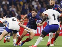 Antoine Dupont a été touché, lors de l'historique victoire des Bleus face à la Namibie (96-0).