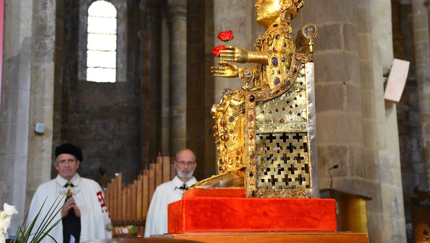 La statue reliquaire de Sainte Foy sera dans l’abbatiale le dimanche comme l’an dernier sur cette photo.