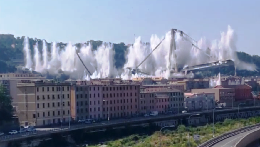 Plus de 10 mois après le drame, le pont Morandi de Gênes avait été totalement détruit.