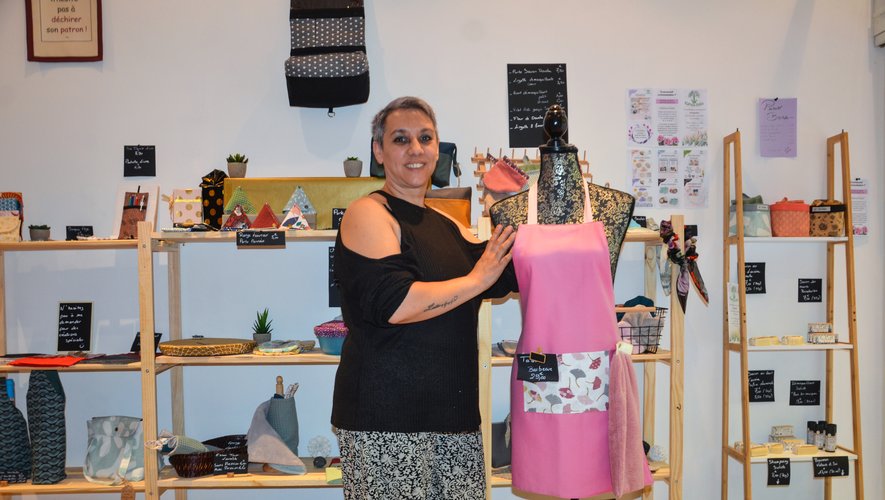 Sabine Costa, créatrice d’accessoires en tissu.