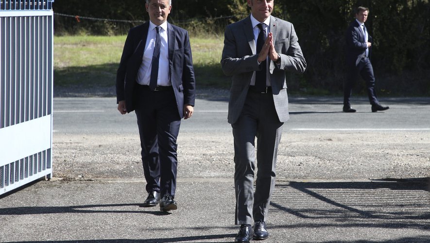 Gérald Darmanin et Emmanuel Macron.