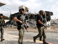 Des combats se déroulent toujours ce dimanche au sud d'Israël.