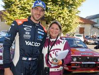 Florent Todeschini et sa copilote Sabrina De Castelli après leur victoire, dimanche 8 octobre.