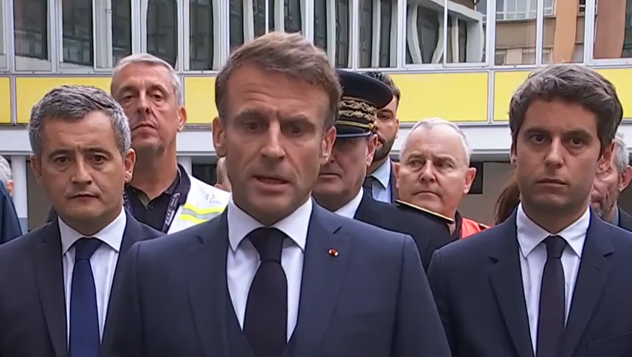 Emmanuel Macron a salué le geste héroïque du professeur de français tué à Arras.