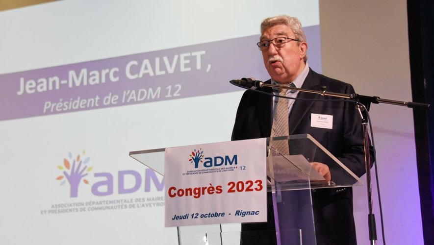 Jean-Marc Calvet, président de l’Association départementale des maires, jeudi dernier sur ses terres de Rignac.