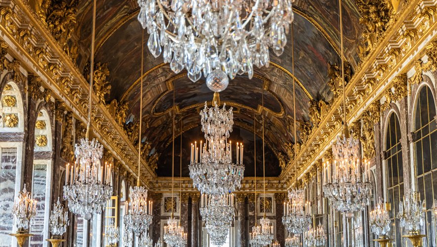 Pour la deuxième fois en trois jours, le château de Versailles a été évacué.