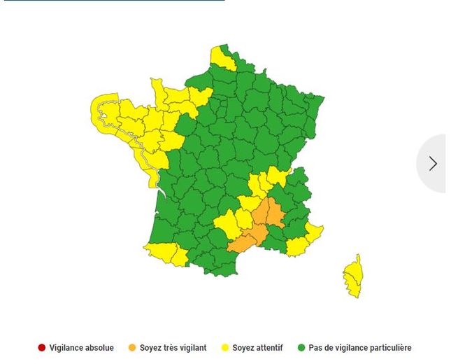 Quatre territoires sont placés en vigilance orange pluie-inondation par Météo France.