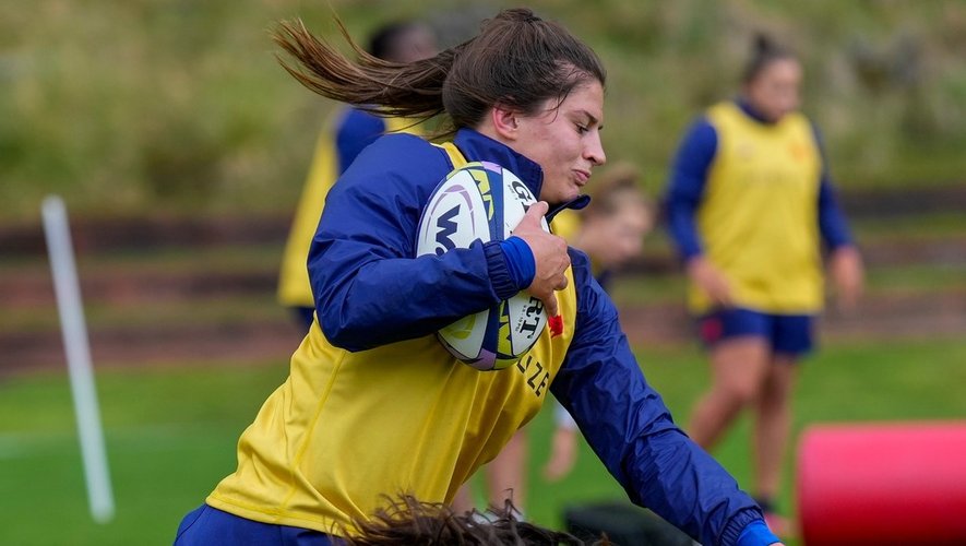Rugby Axelle Berthoumieu titulaire avec l'équipe de France pour le