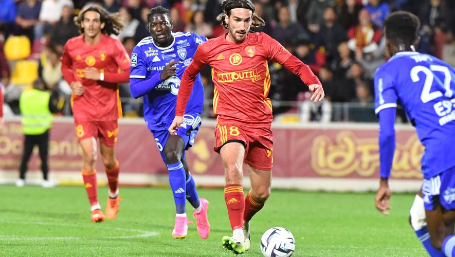 Ruthenois Battle Their Way To A 1 1 Draw And Earn 5th Spot In Ligue 2 ruthenois-battle-their-way-to-a-1-1-draw-and-earn-5th-spot-in-ligue-2