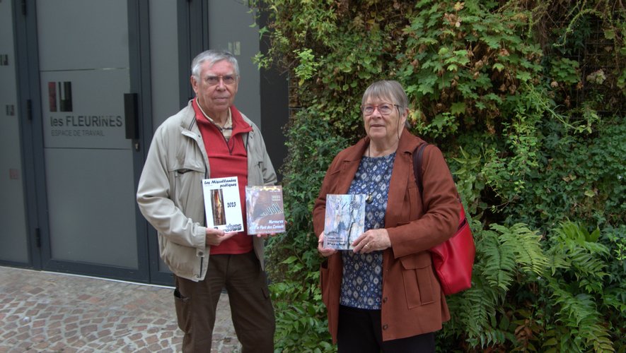 Jean Baro, président de l’association, et Michèle Baro,secrétaire, présentent les publications de Paroles vives.