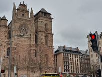 Le temps ne sera pas vraiment joyeux à Rodez, en ce jour de rentrée scolaire !
