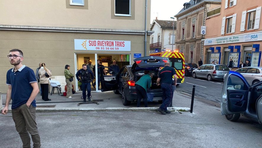 Le piéton, un homme de 70 ans, a été percuté par une voiture ce mercredi un peu avant 17 h avenue Alfred-Merle au centre-ville de Millau.