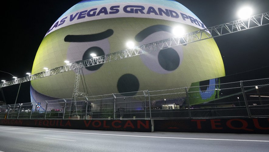 41 ans après, Las Vegas accueille de nouveau un Grand Prix de Formule 1... dont la première session d'essais n'aura duré que huit minutes !